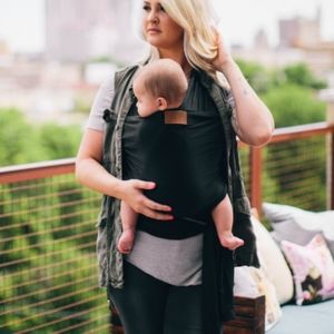 Tuck and Bundle Onyx Baby Carrier